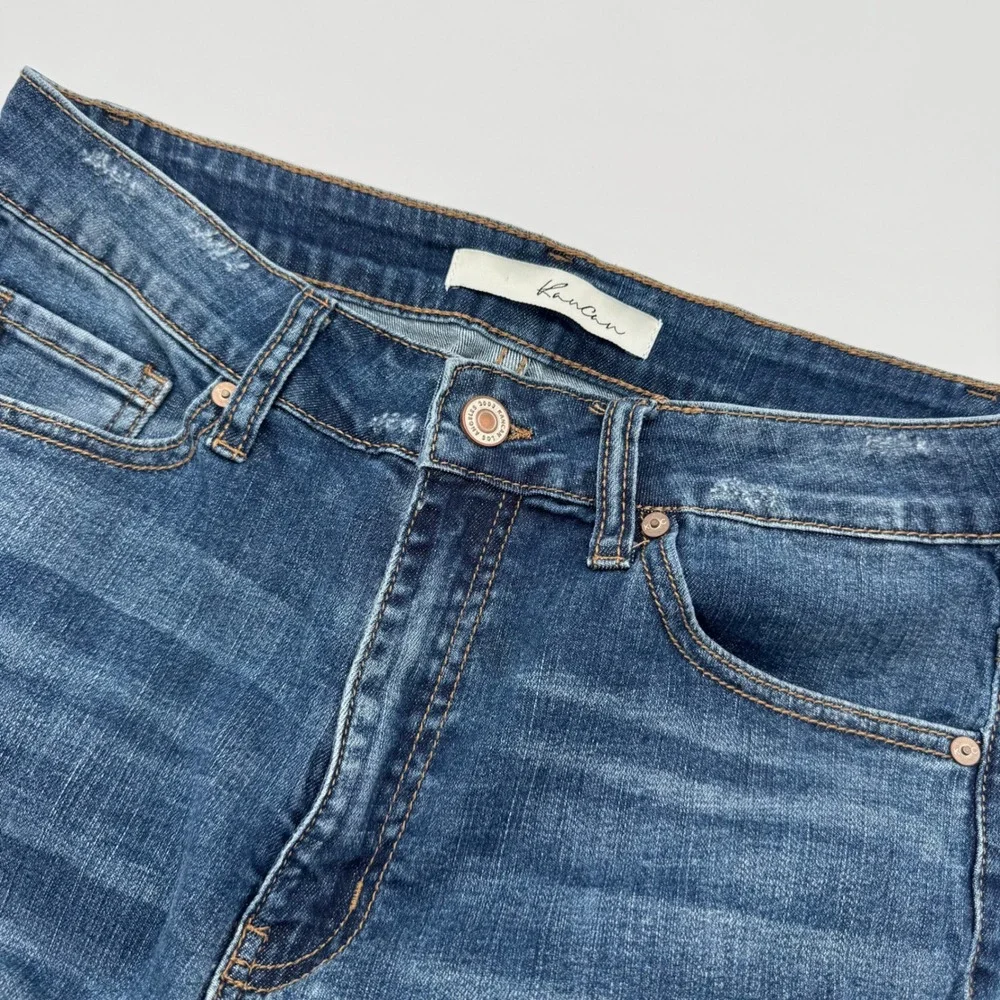 KanCan Rose Embroidered‎ Distressed Skinny Jeans Medium Wash Size 9 / 28